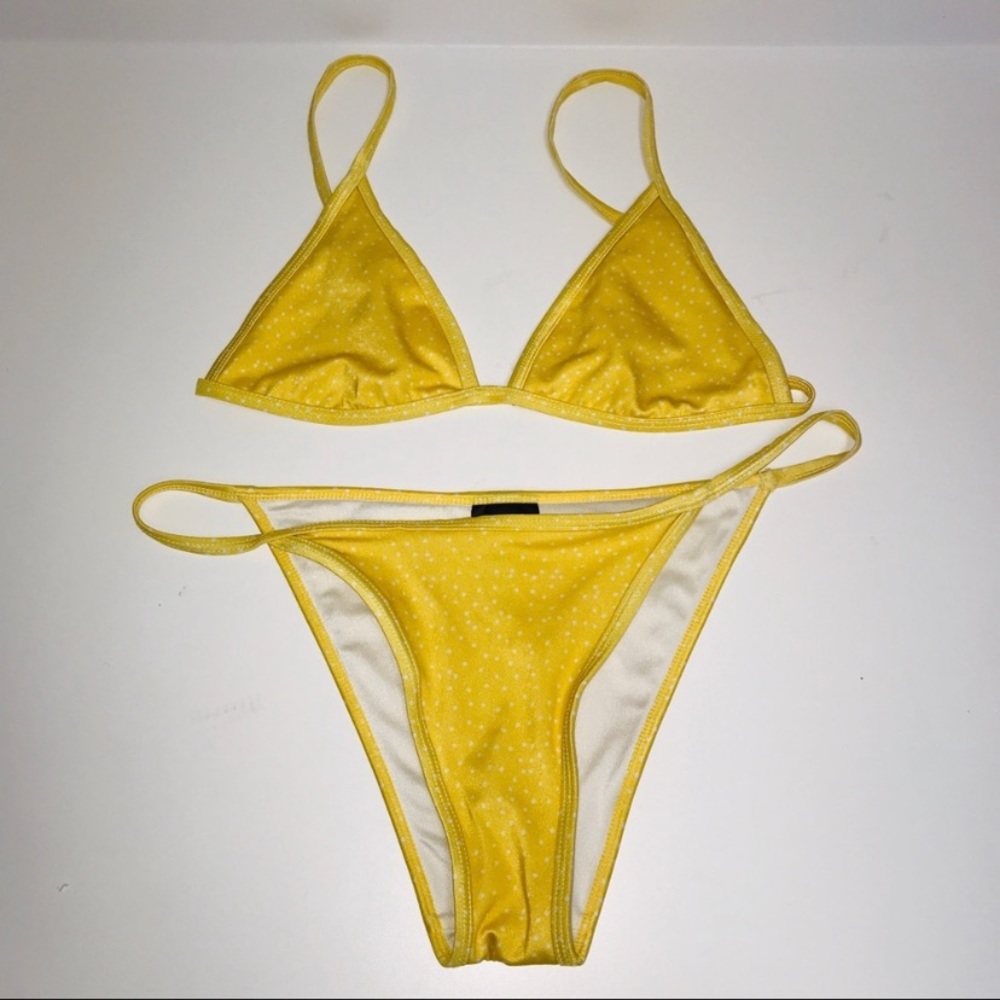 LA hearts yelllow bikini swimsuit set